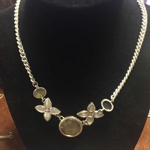 Woman’s necklace